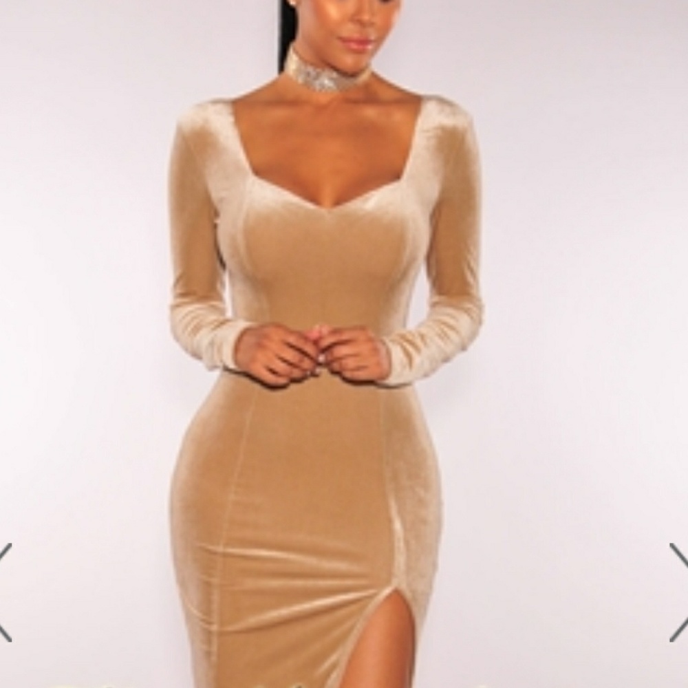 Biege color form fitting pretty dress